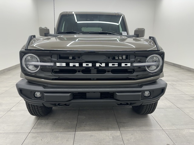 2025 Ford Bronco Outer Banks photo 5