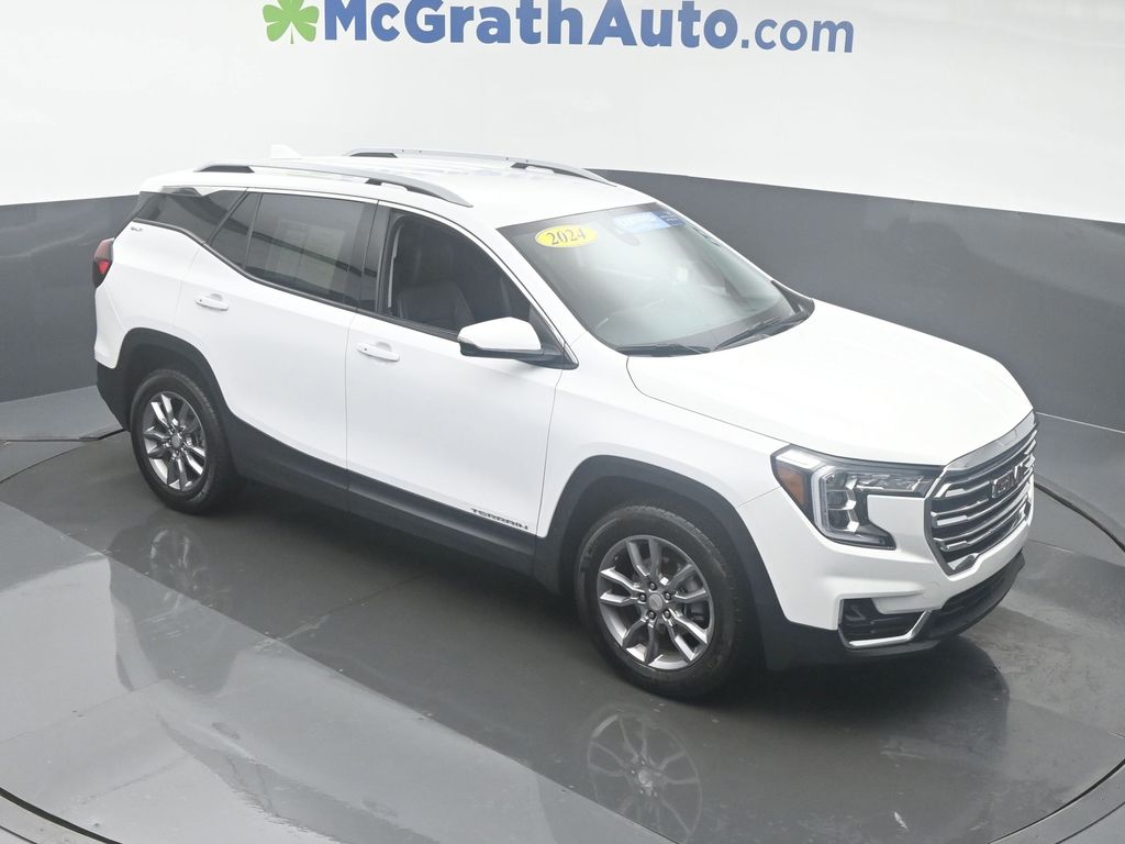 2024 Gmc Terrain SLT photo 2