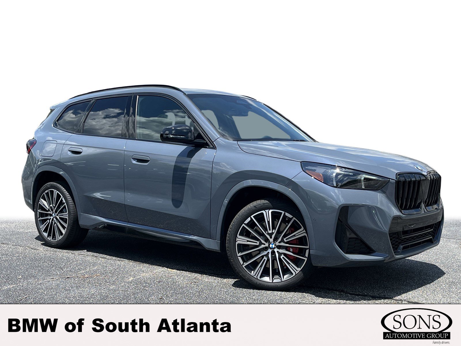 2025 BMW X1 28i's photo