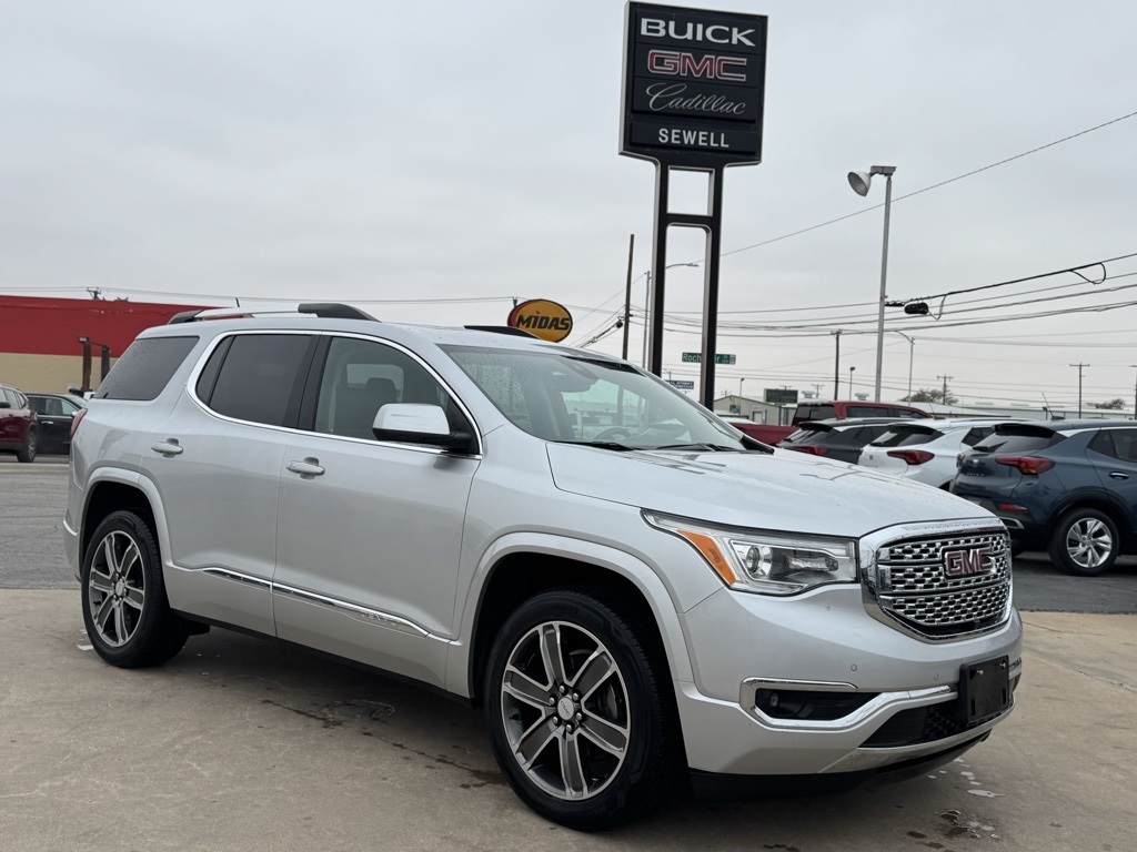 2017 GMC Acadia Denali