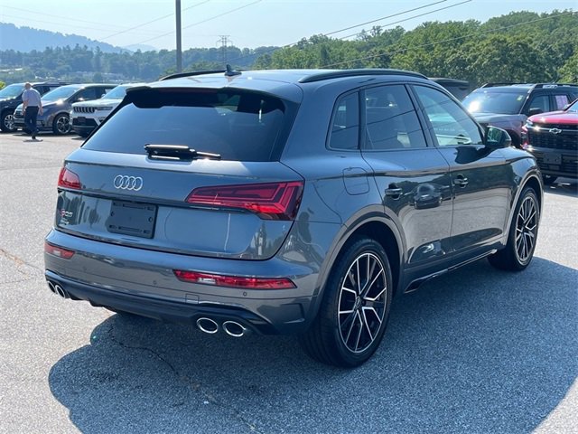 2022 Audi SQ5 Premium Plus photo 3
