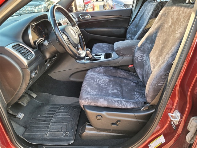 2021 Jeep Grand Cherokee Laredo E photo 9