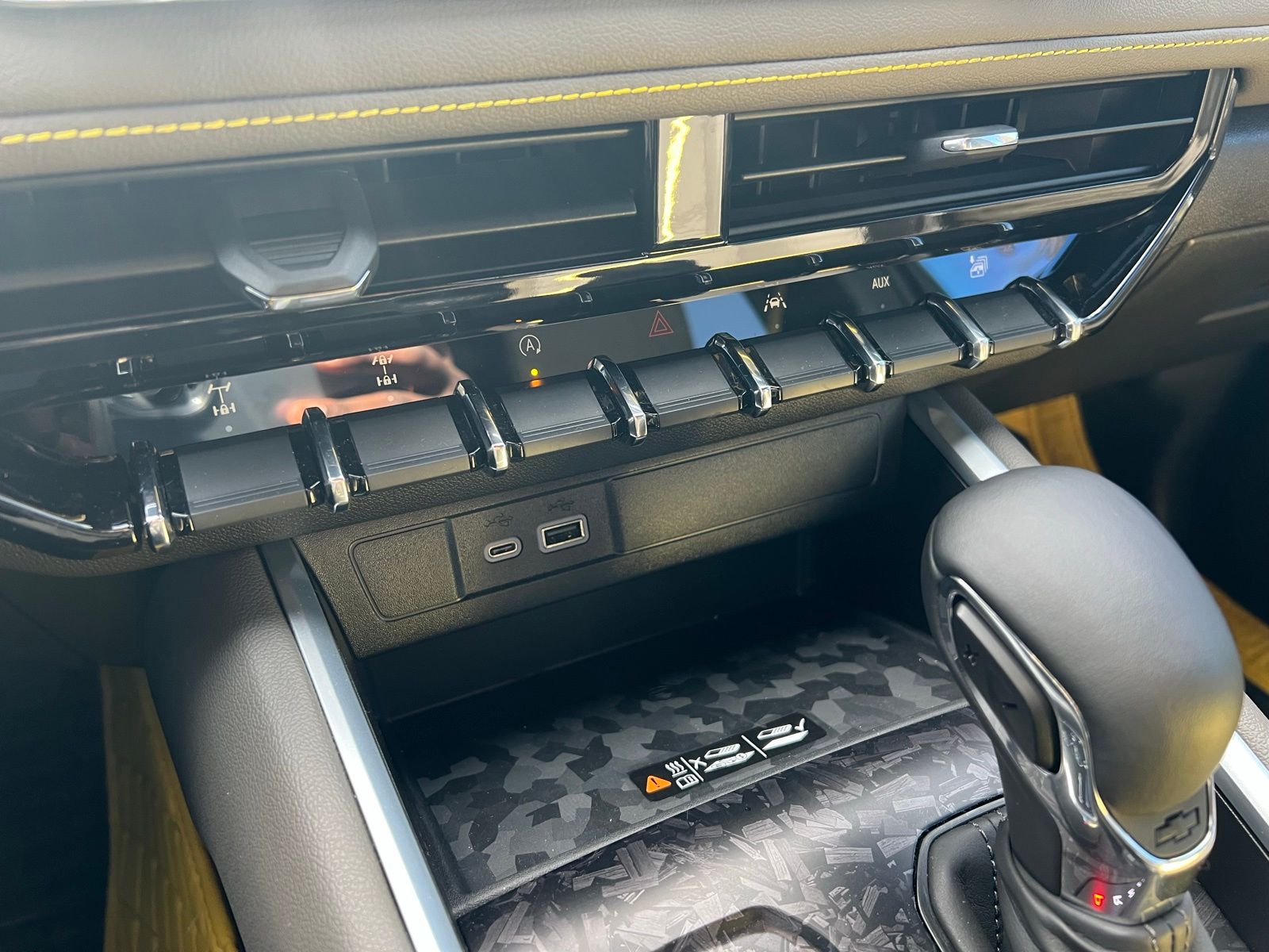 2024 Chevrolet Colorado ZR2 photo 14
