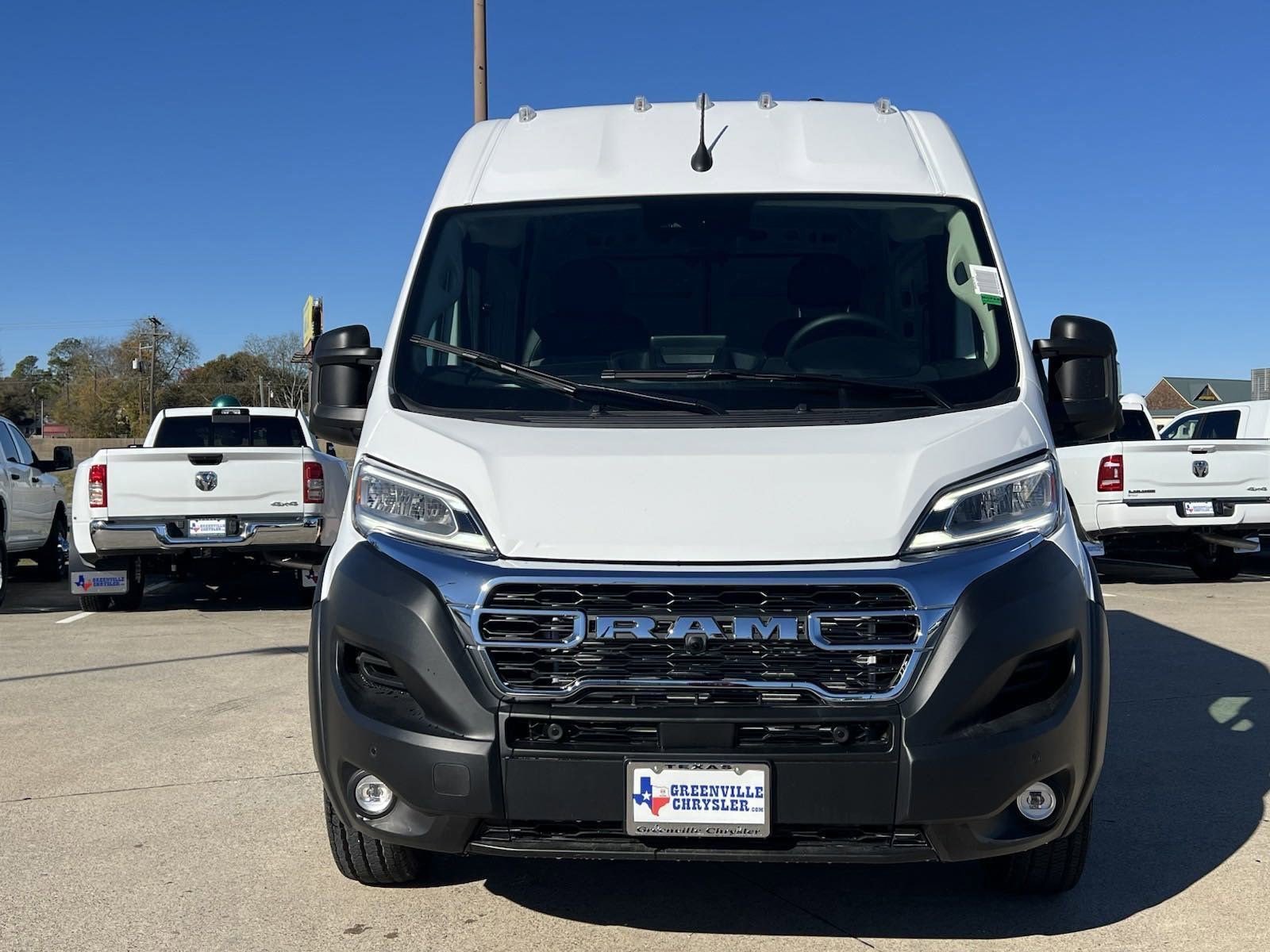 2025 Ram ProMaster 1500 SLT Cargo Van High Roof photo 3