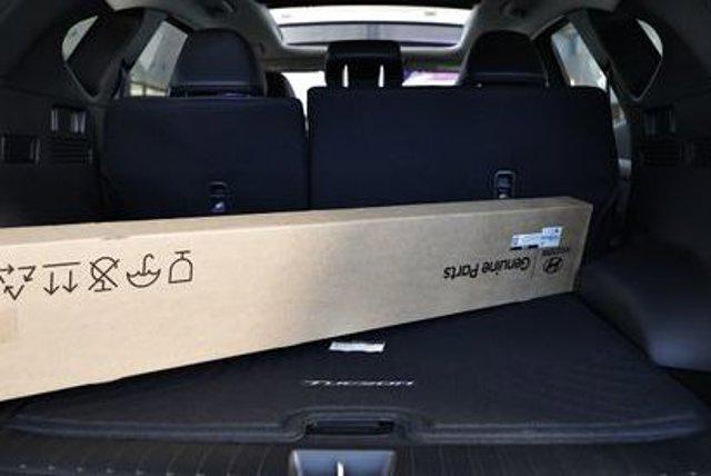 2025 Hyundai Tucson Hybrid Limited photo 4