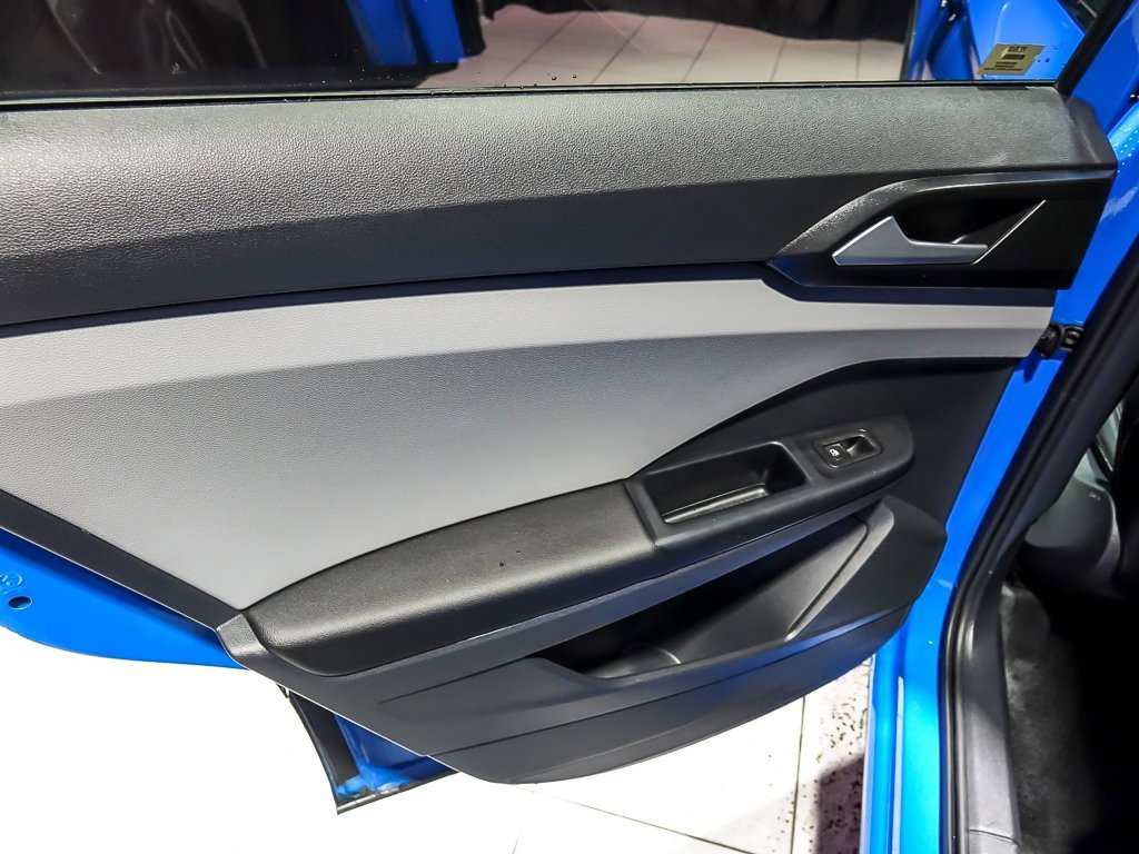 2023 VOLKSWAGEN TAOS - Image 27