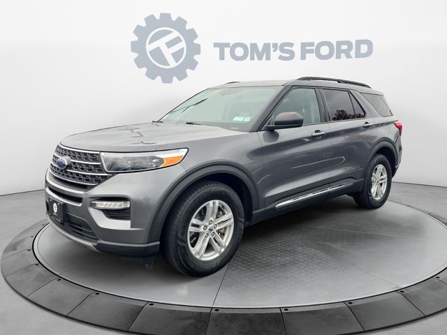 2021 Ford Explorer XLT's photo