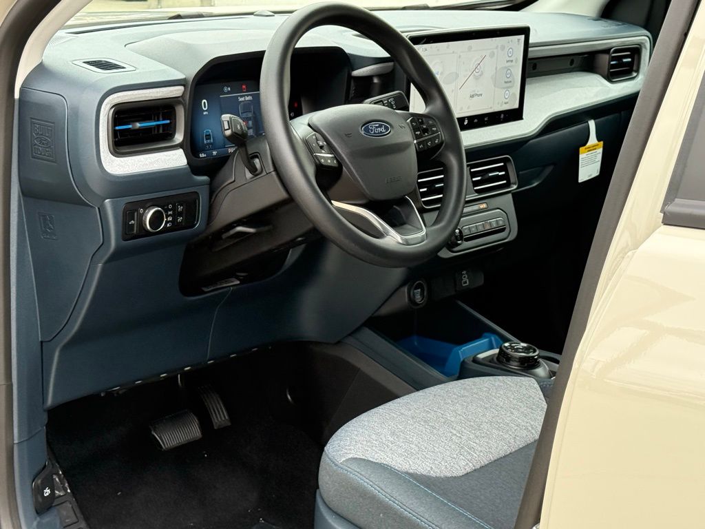 2025 Ford Maverick XLT photo 6