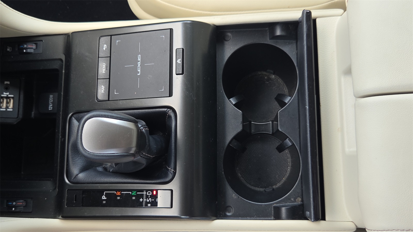 2023 Lexus GX 460 photo 37