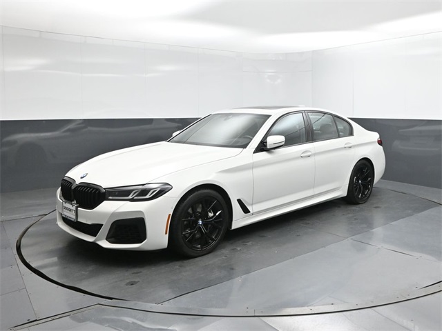 2022 BMW 5 Series 540i's photo
