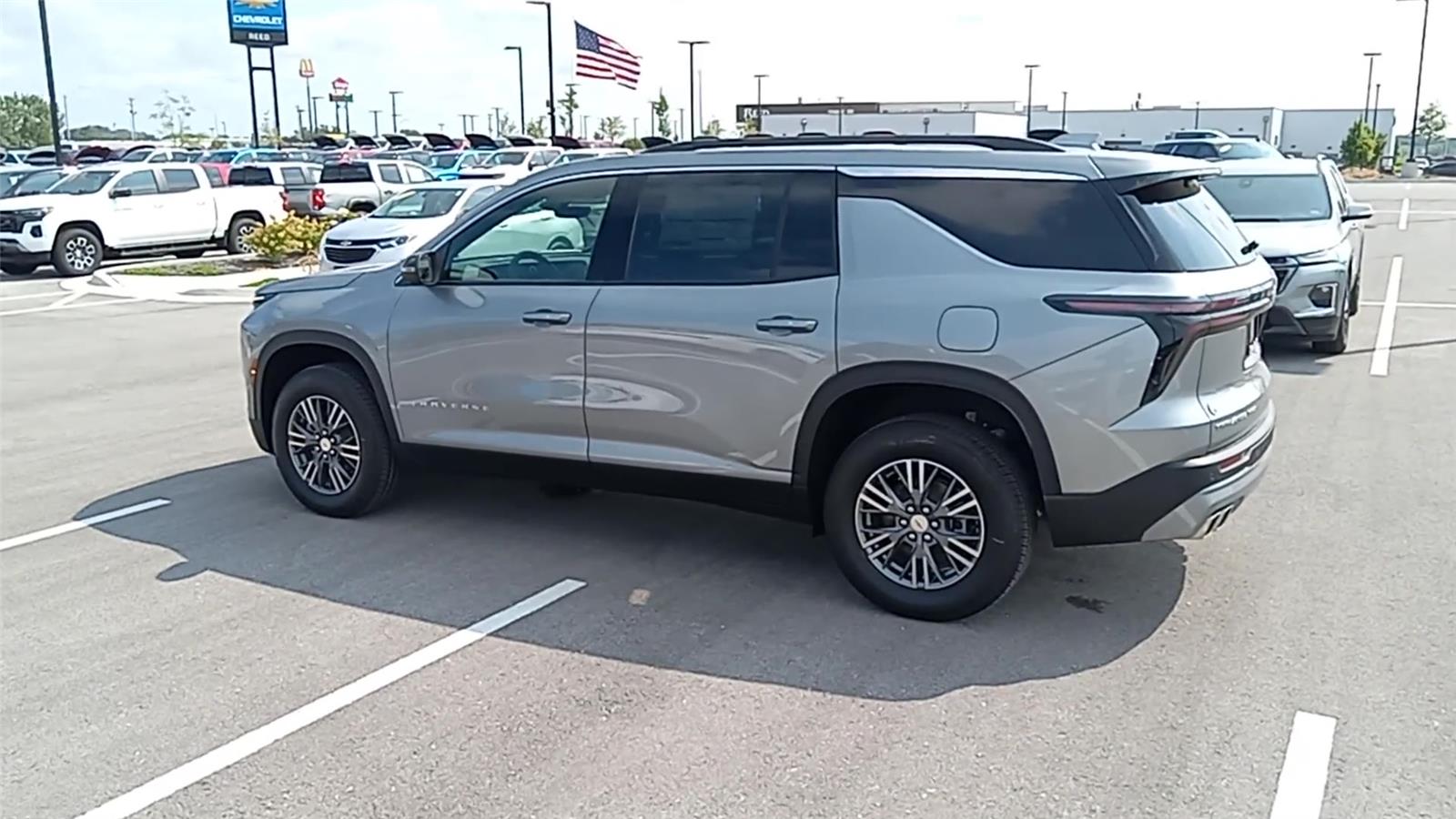 2026 Chevrolet Traverse photo 5