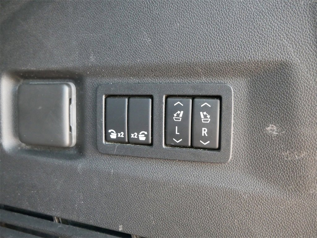2021 Chevrolet Tahoe Z71 photo 14