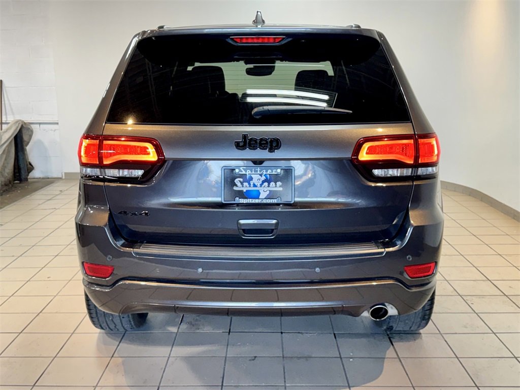 2021 Jeep Grand Cherokee Laredo photo 3