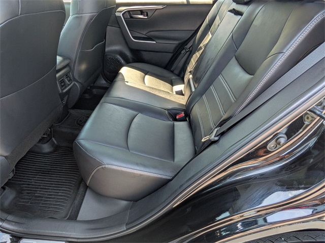 2023 Toyota RAV4 XLE Premium photo 23
