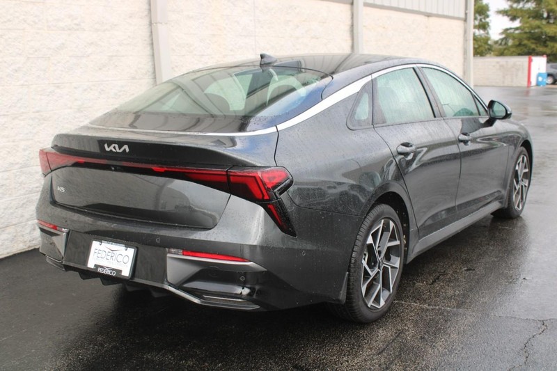 2025 Kia K5 EX photo 3