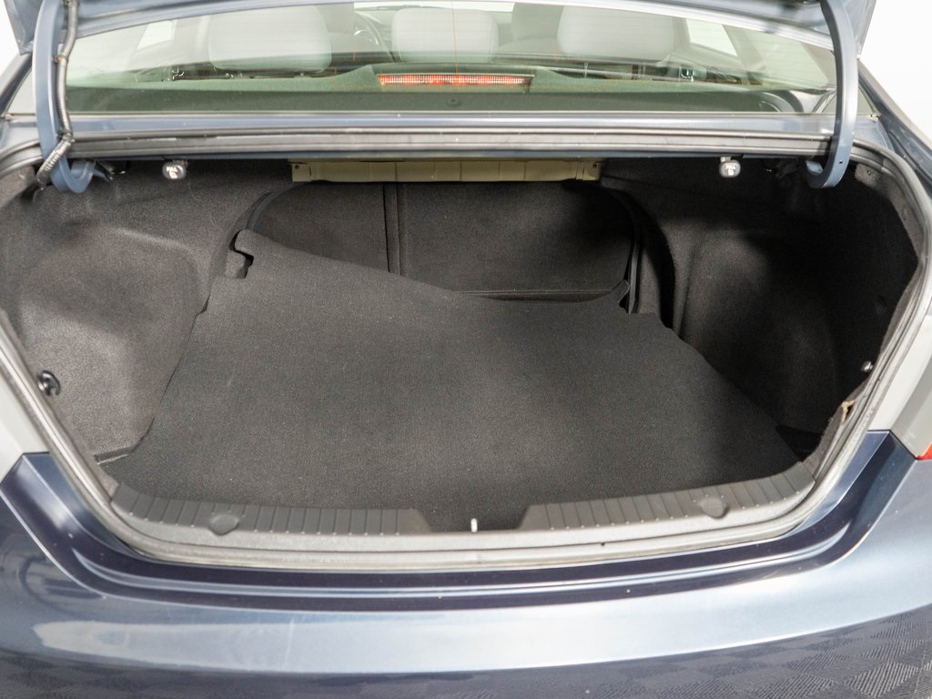 2012 Hyundai Sonata GLS photo 25