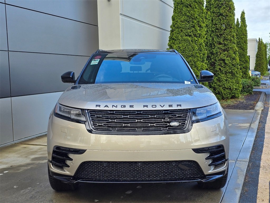 2026 Land Rover Range Rover Velar SE photo 2