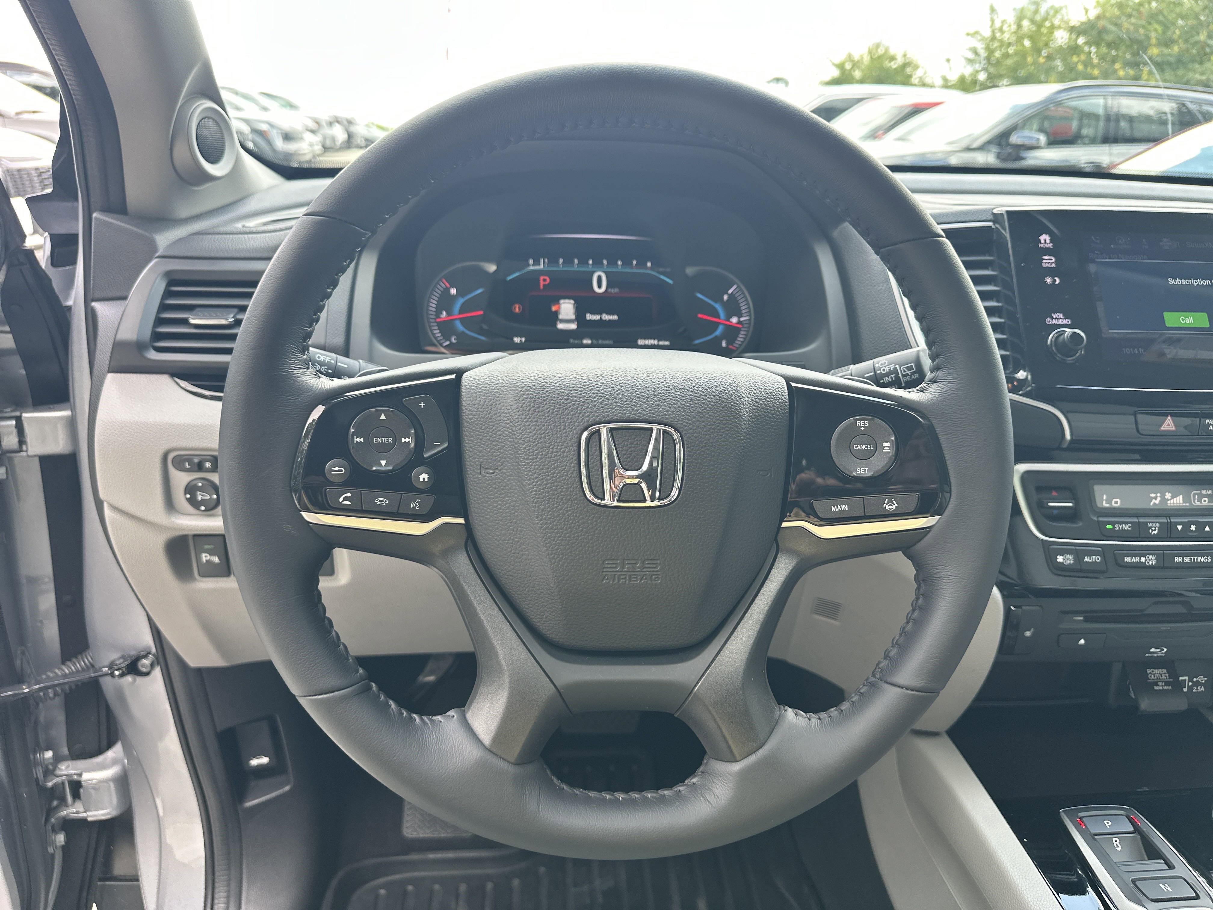 2022 Honda Pilot Touring photo 15