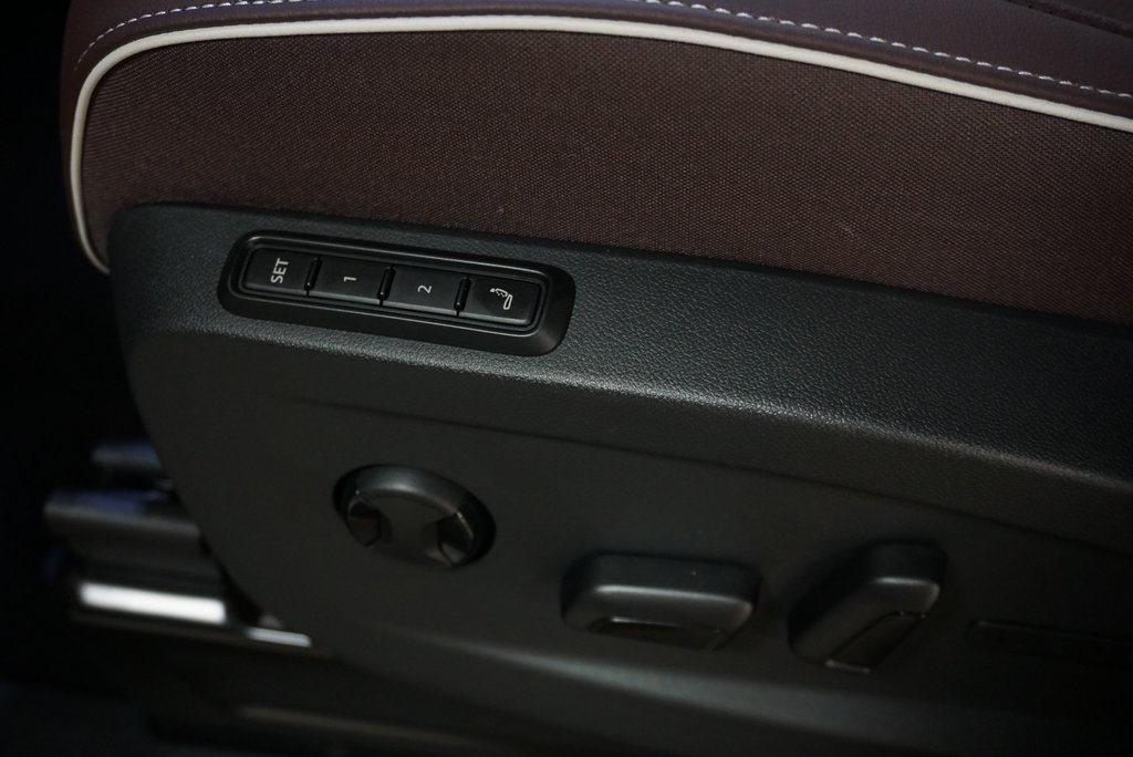 2025 Volkswagen ID. Buzz Pro S photo 29