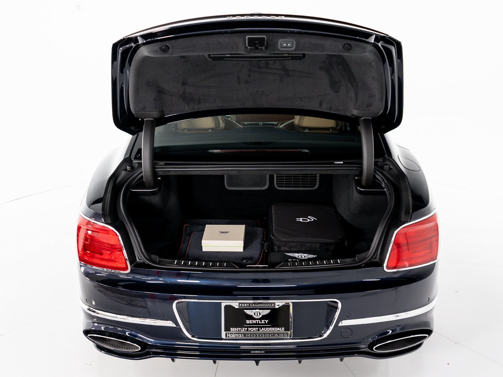 2025 Bentley Flying Spur Mulliner photo 40