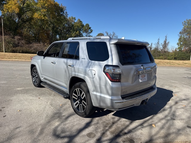 2018 Toyota 4Runner Limited photo 3