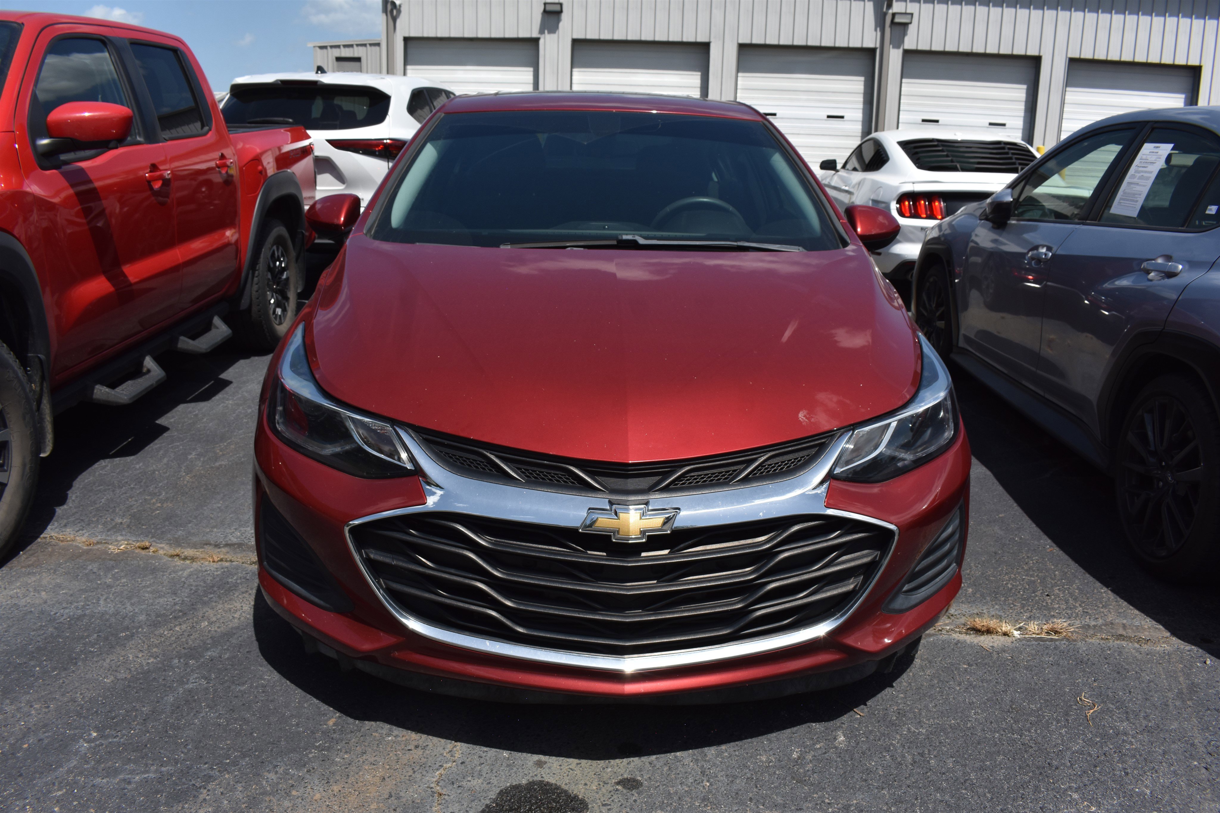 Used 2019 Chevrolet Cruze LT with VIN 1G1BE5SM1K7119606 for sale in Conway, AR