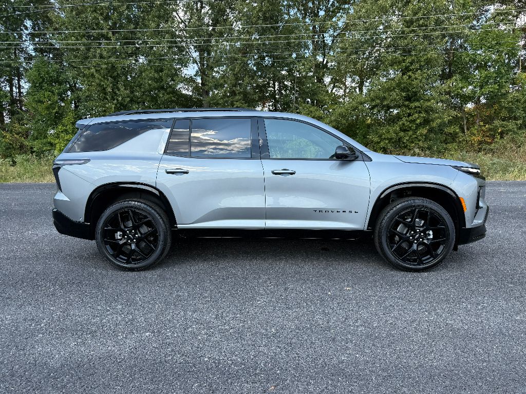 2026 Chevrolet Traverse RS photo 11