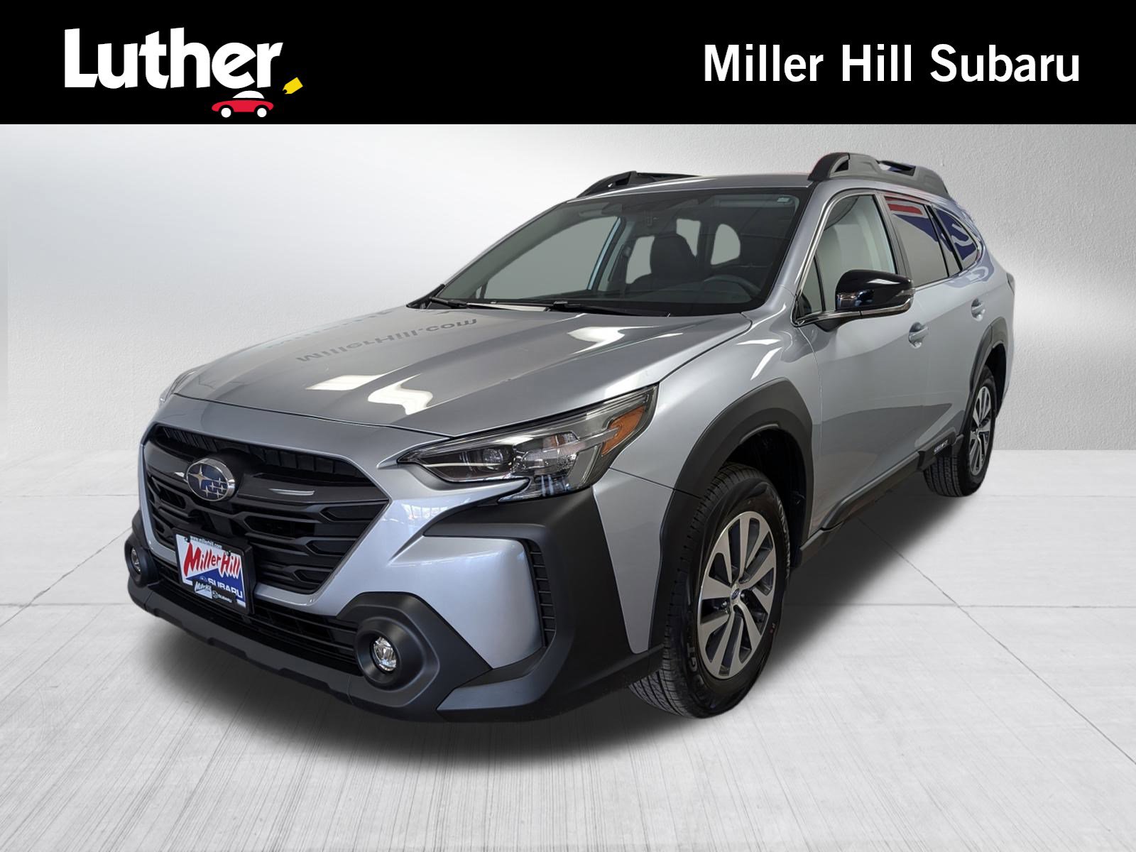 2025 Subaru Outback Premium's photo