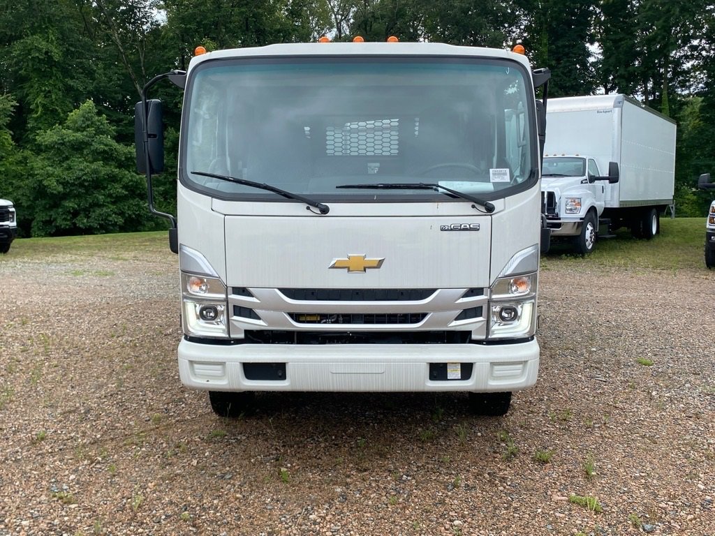 2025 Chevrolet Silverado photo 13