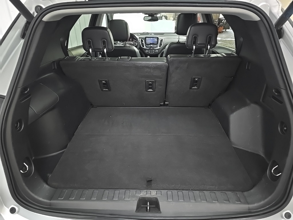 2019 Chevrolet Equinox Premier photo 12