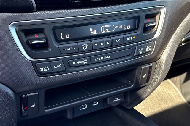 2025 Honda Ridgeline RTL photo 16