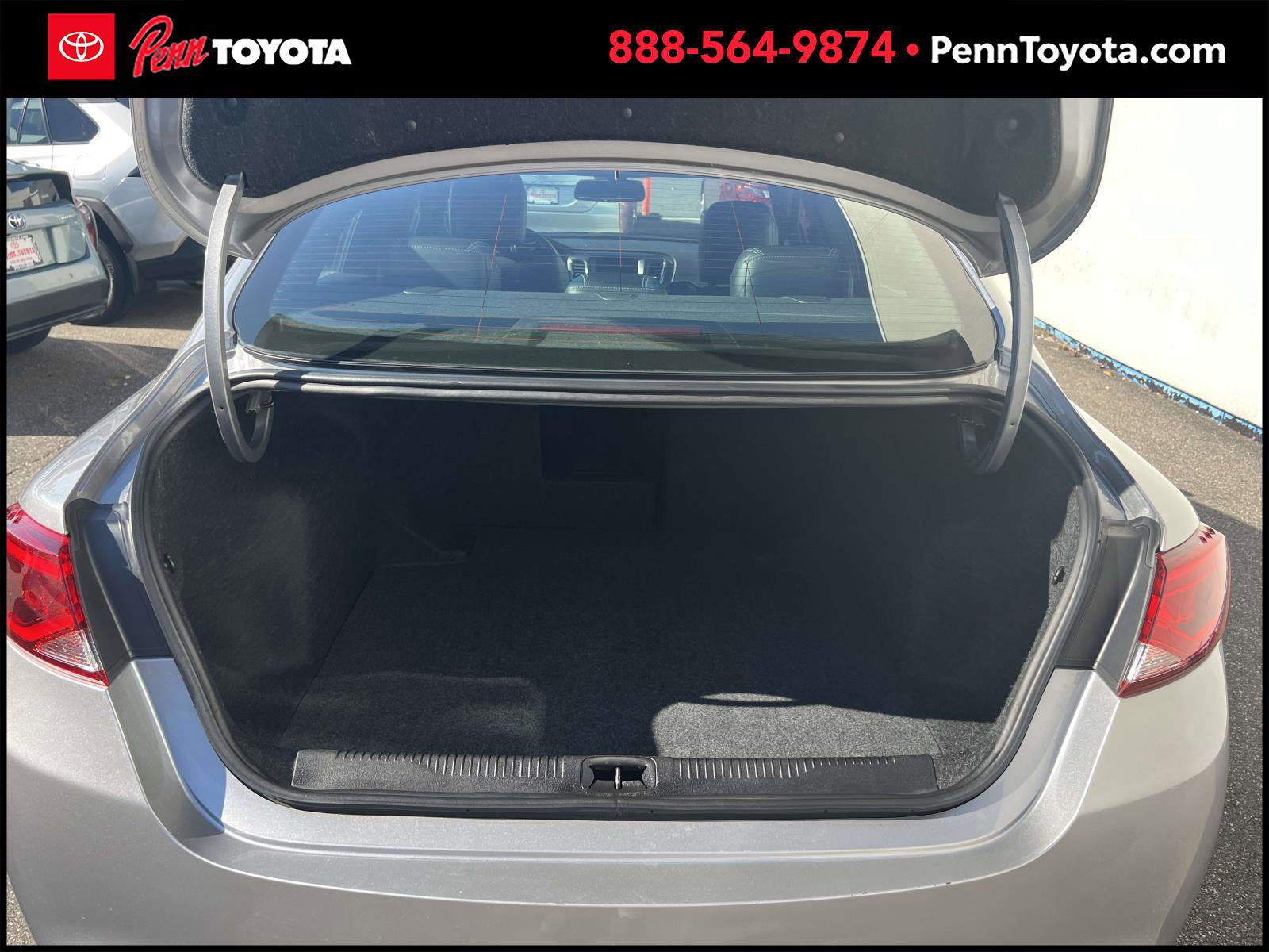 2016 Chrysler 200 S photo 8