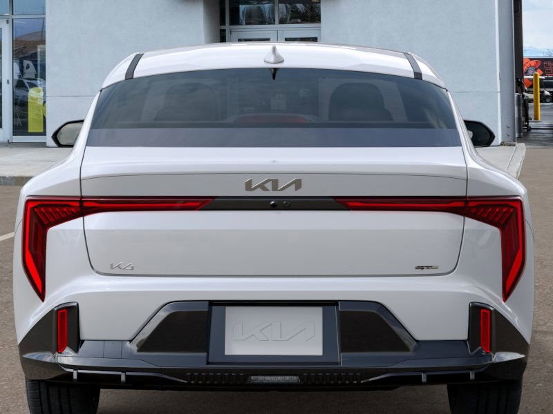 2025 Kia K4 GT-Line photo 8