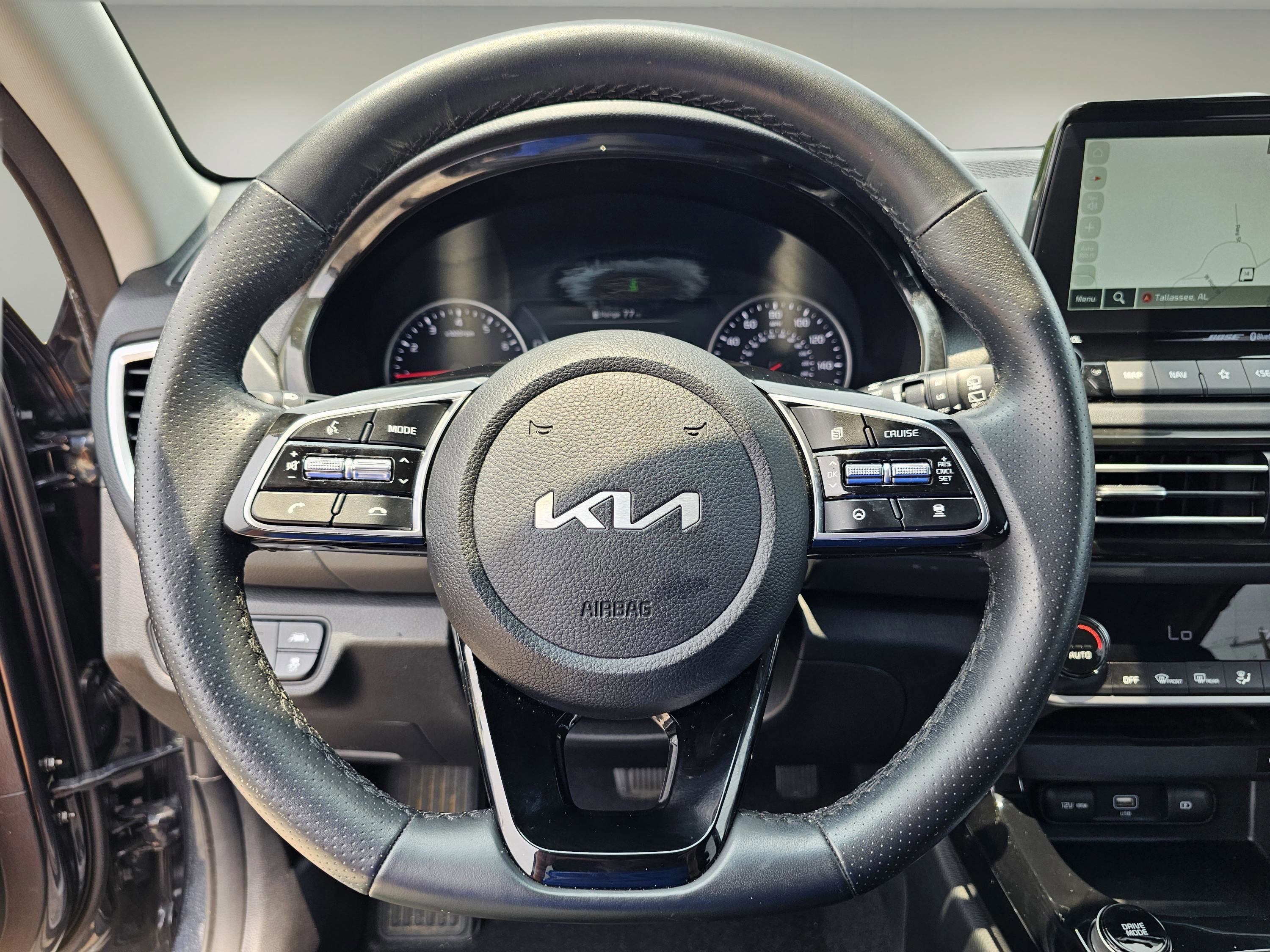 2023 Kia Seltos SX photo 15