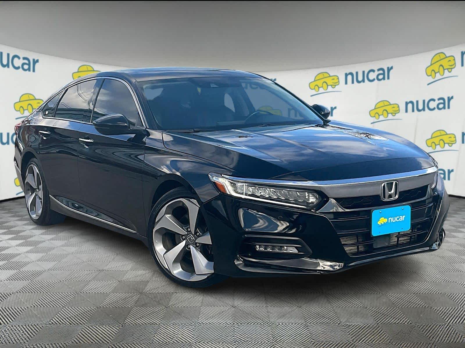 2020 Honda Accord Touring's photo