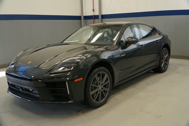 2026 Porsche Panamera 4 E-Hybrid