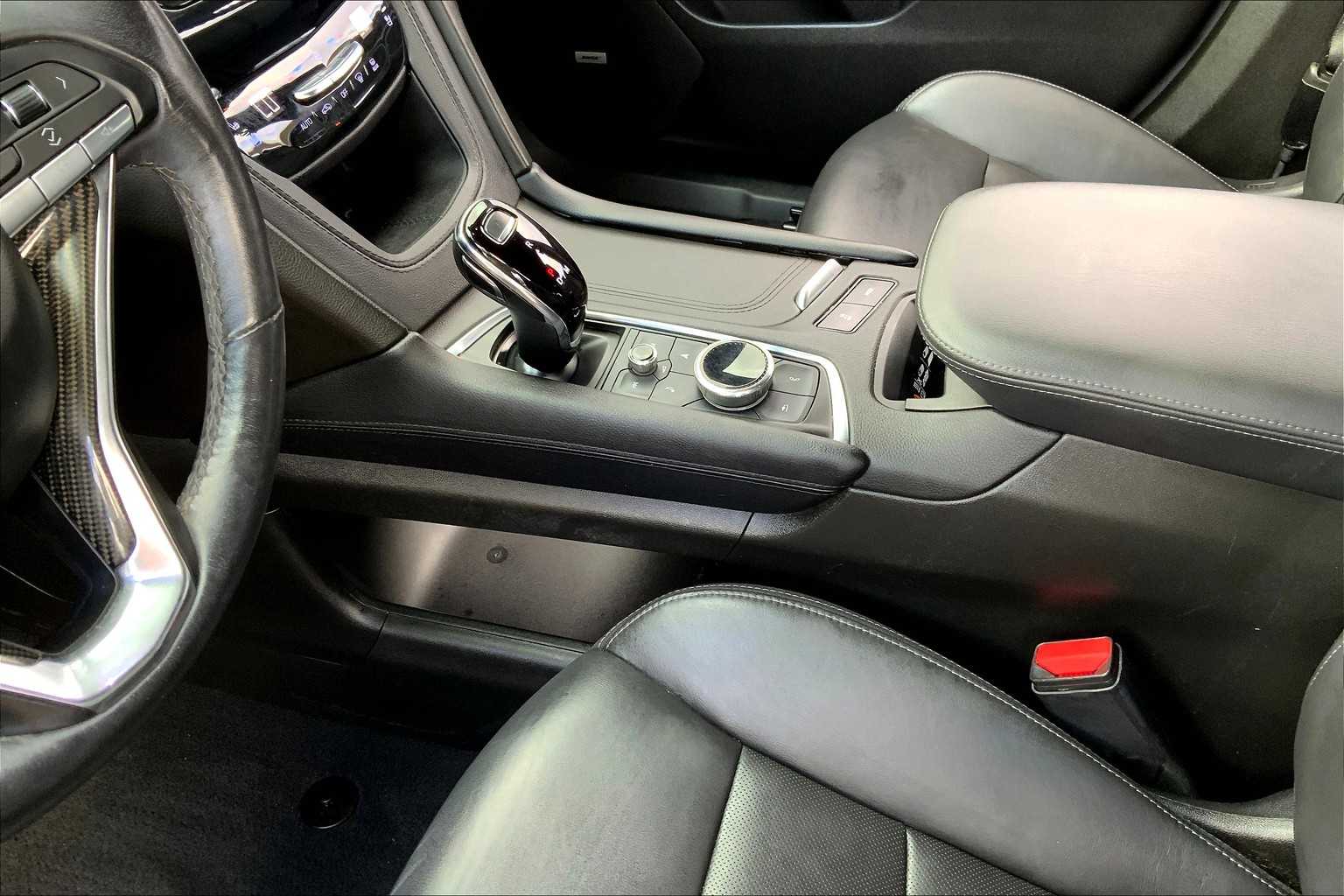 2023 Cadillac XT6 Sport photo 15