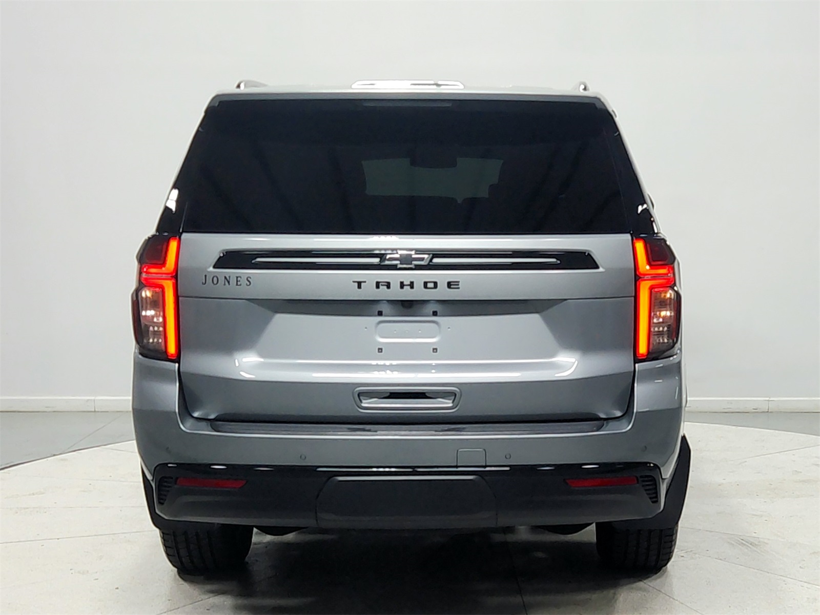 2023 Chevrolet Tahoe Z71 photo 3