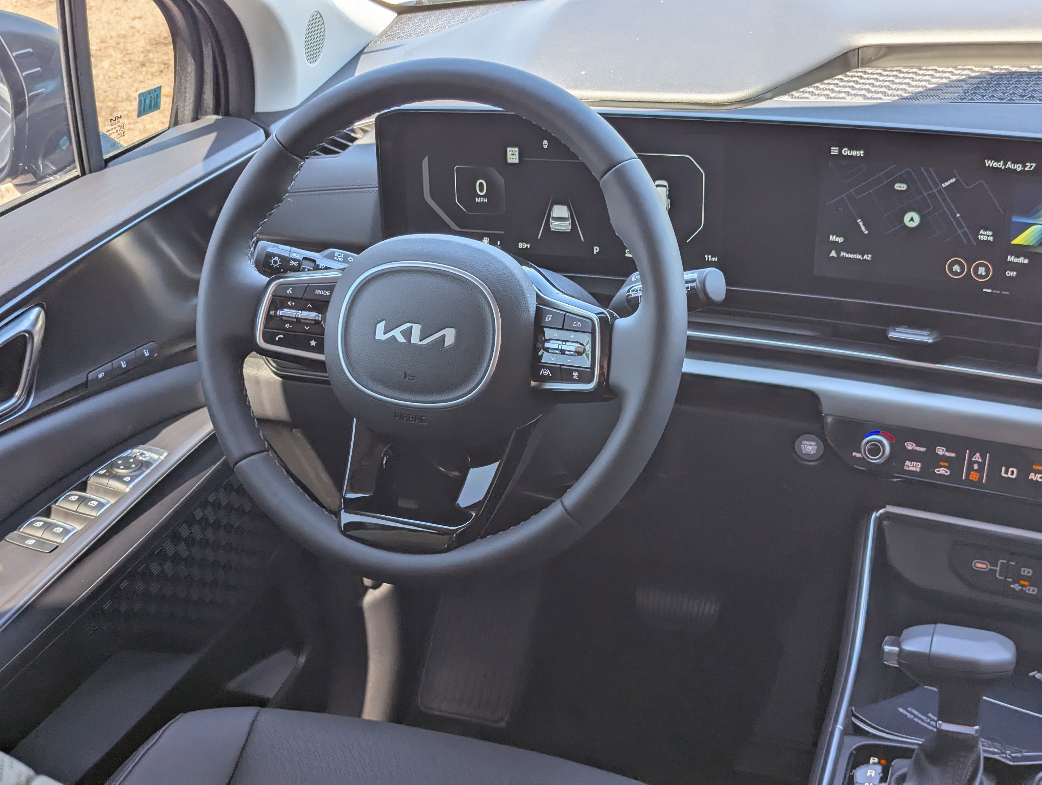 2026 Kia Carnival SX Prestige photo 2