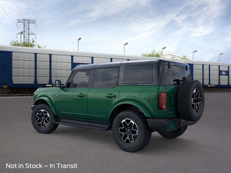 2025 Ford Bronco Outer Banks photo 4