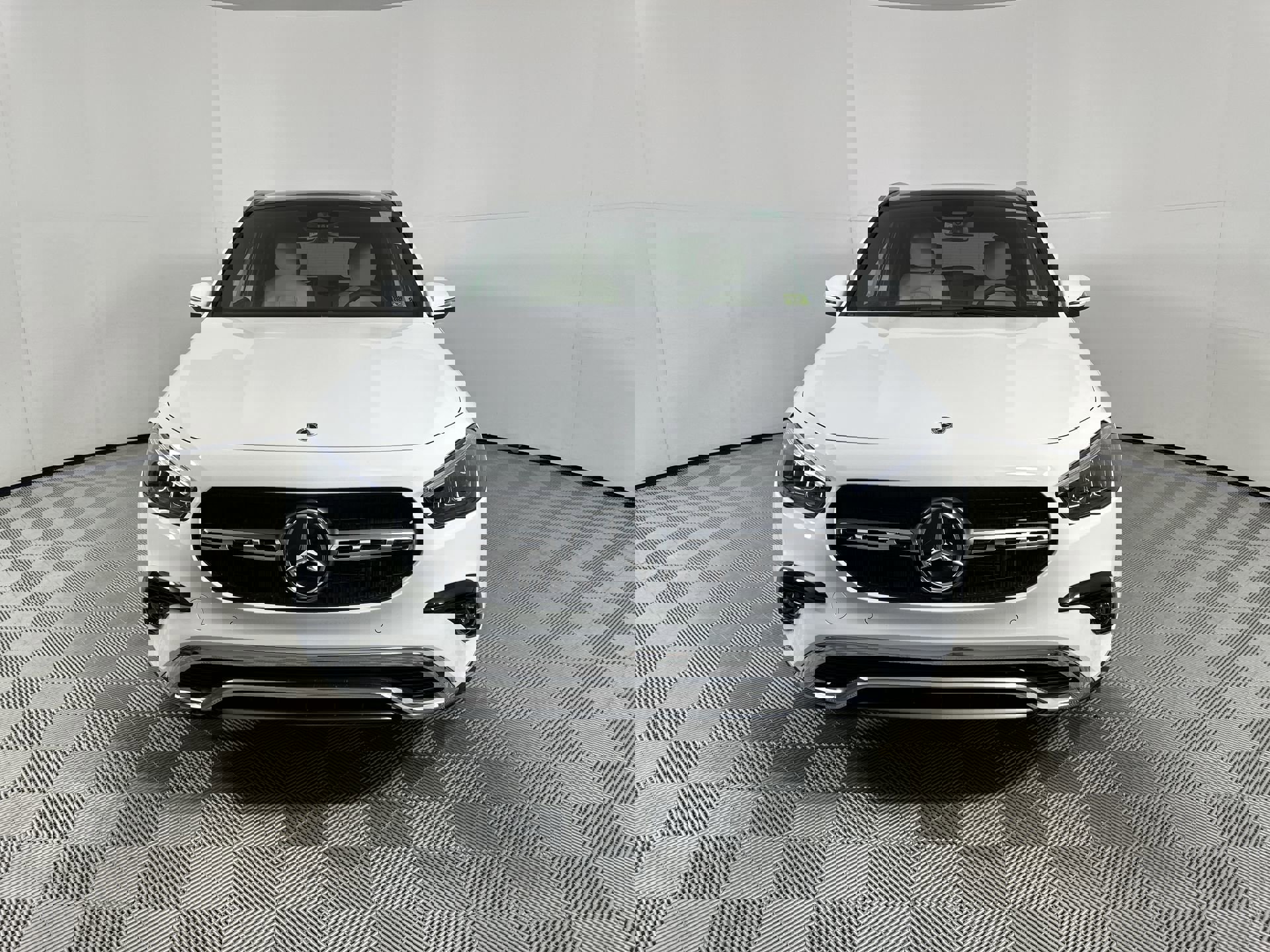 2025 Mercedes Benz GLA 250 4MATIC photo 3