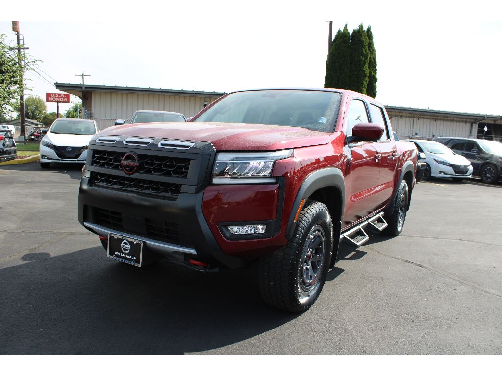 2025 Nissan Frontier PRO-4X photo 3