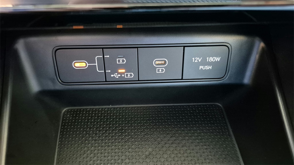 2026 Hyundai Santa Cruz SEL photo 14