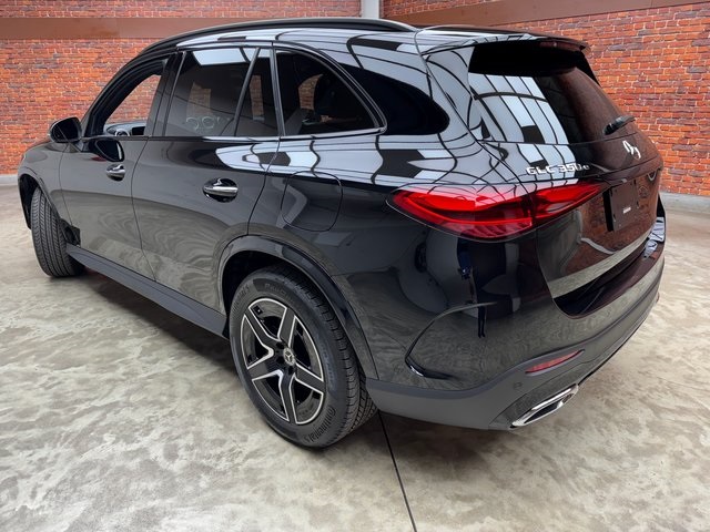 2026 Mercedes Benz GLC 350e 4MATIC photo 3