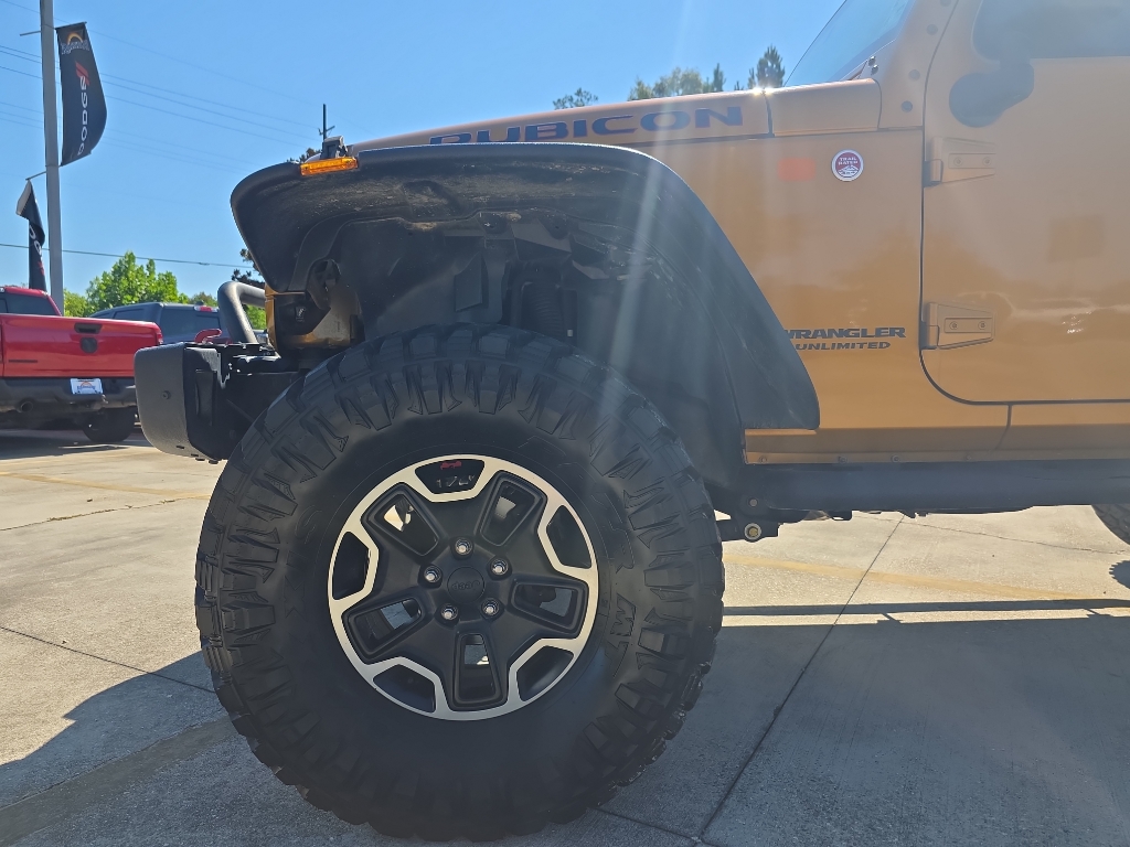 2014 Jeep Wrangler Rubicon X photo 2