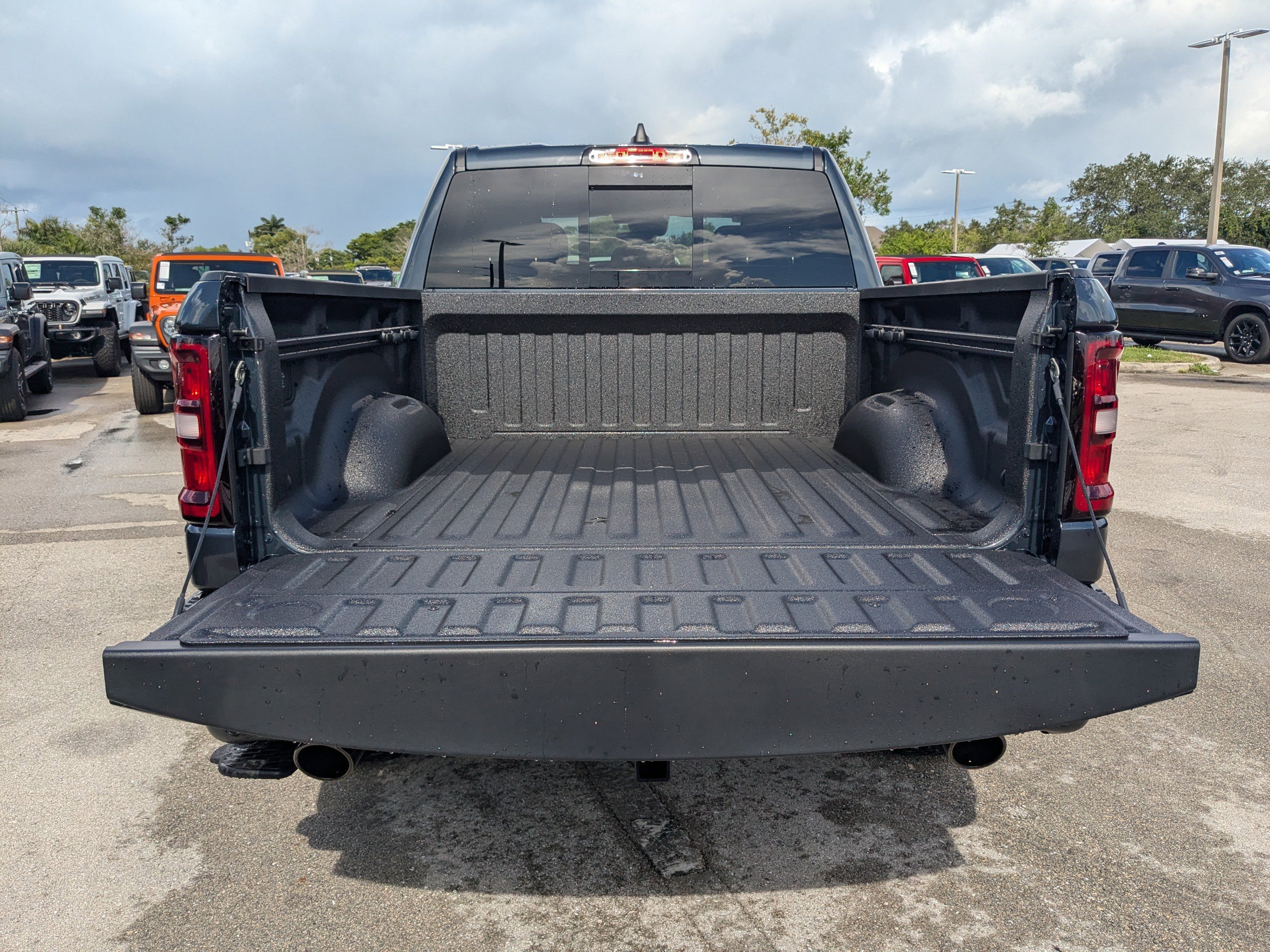 2026 Ram 1500 Warlock photo 12