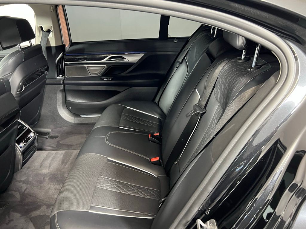 2020 Bmw 745e xDrive Sedan photo 22