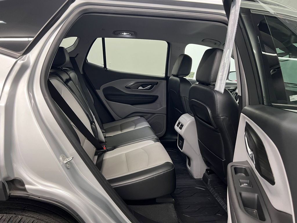 2022 Gmc Terrain SLT photo 23