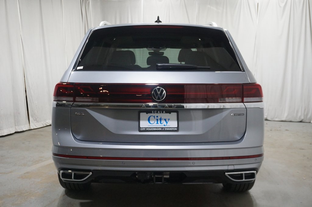 2025 Volkswagen Atlas SEL Premium R-Line photo 5