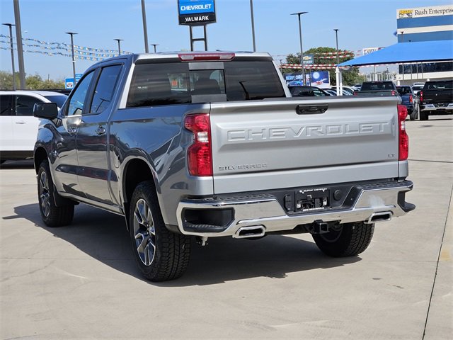 2026 Chevrolet Silverado 1500 LT photo 4